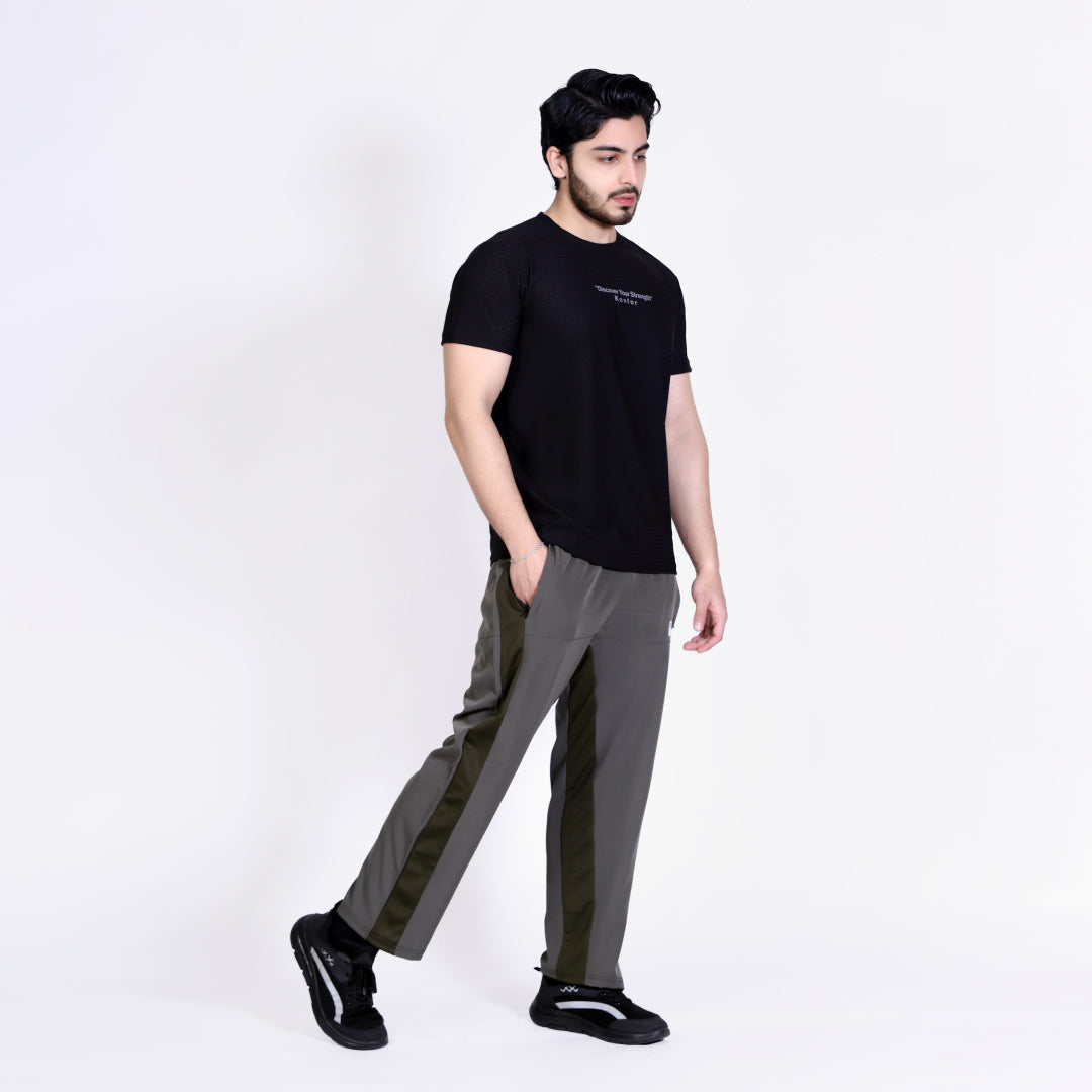 Discover Box Mesh Black T-Shirt