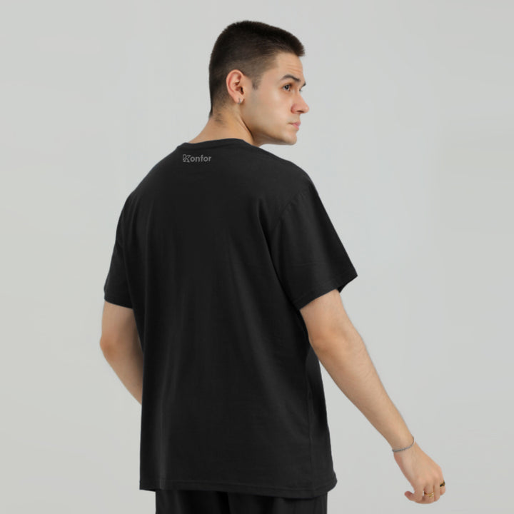 Black OVER-SIZED T-Shirt WITH POCKET for man by konfor 