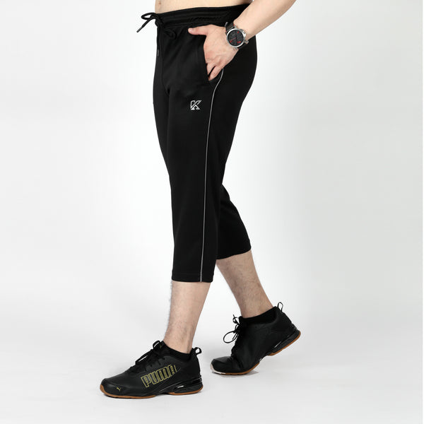 Stride 3-Quarter Shorts for men – athletic gym and running shorts for fitness lovers