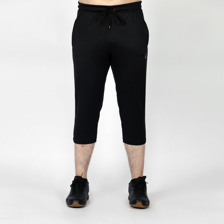 Stride 3-Quarter Shorts for men – athletic gym and running shorts for fitness lovers