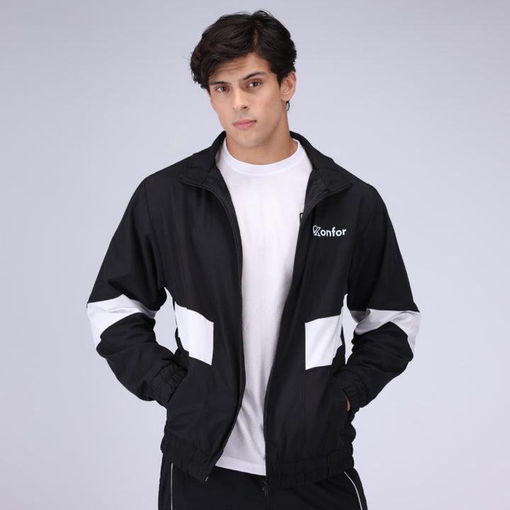 Collarro wind-breaker jacket for men, durable parachute outerwear.