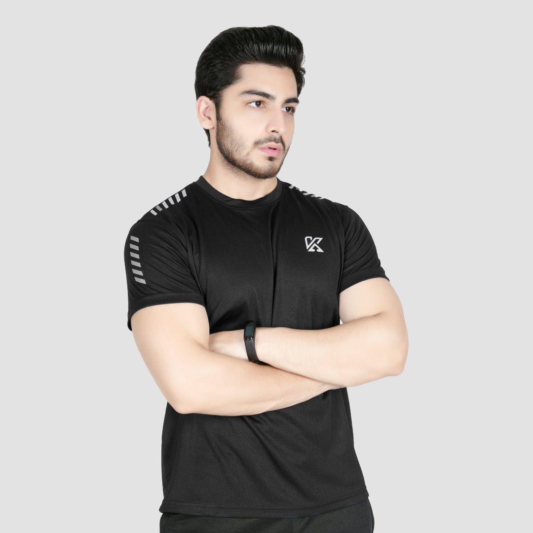 Evo Black T-Shirt for men, dri-fit gym wear.
