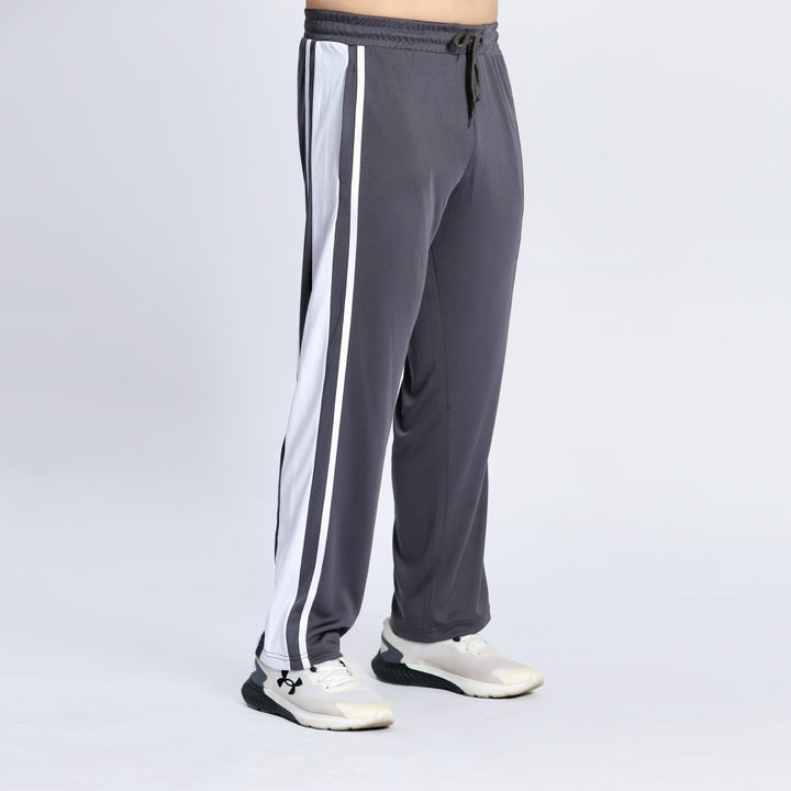 Fabrinity 2.0 baggy trouser for men in Pakistan