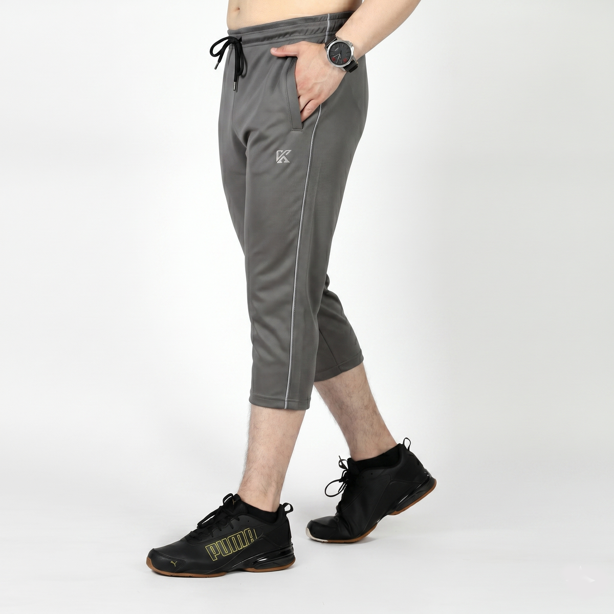 Grey Three Quarter Shorts with White Piping - Konfor