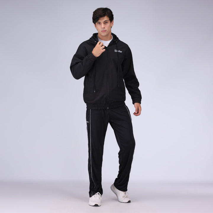 Vellark wind-breaker for men, lightweight parachute sports jacket.