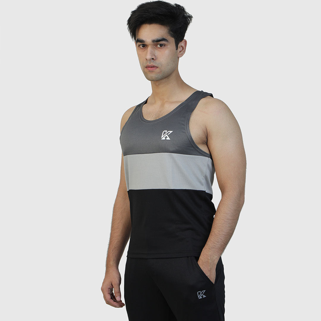 Stretch-Fit Sando front